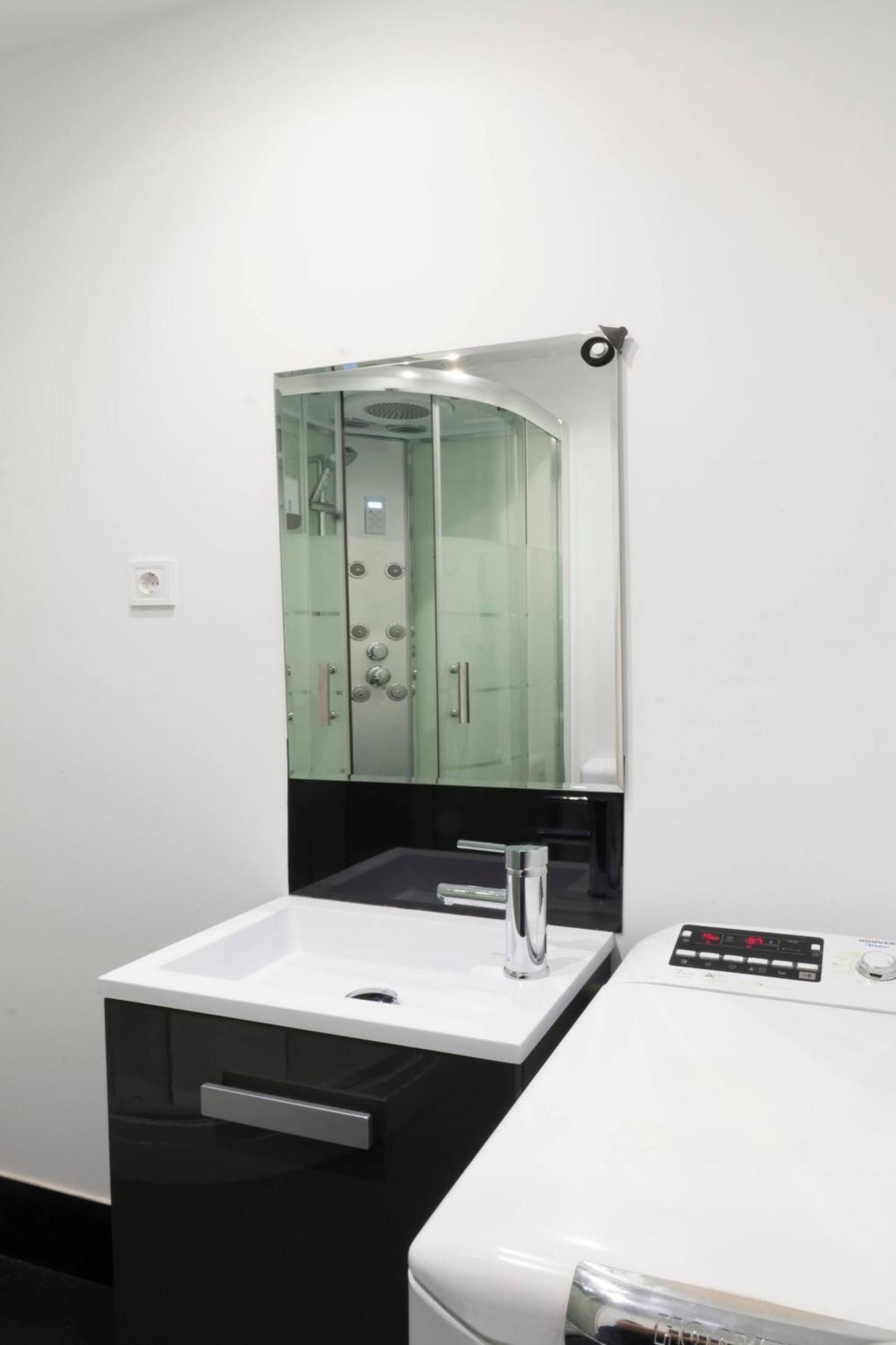 Apartamentos Day Madrid Callao Centro Gran Via Sol Malasana ภายนอก รูปภาพ