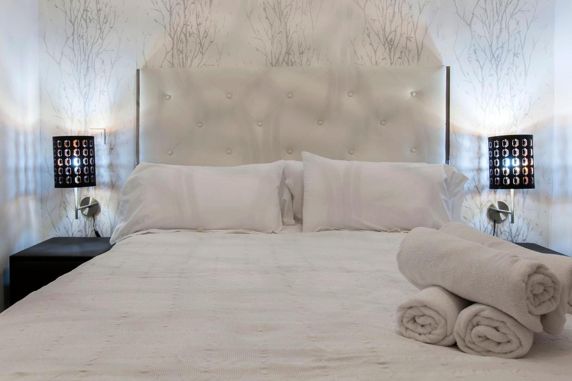 Apartamentos Day Madrid Callao Centro Gran Via Sol Malasana ภายนอก รูปภาพ