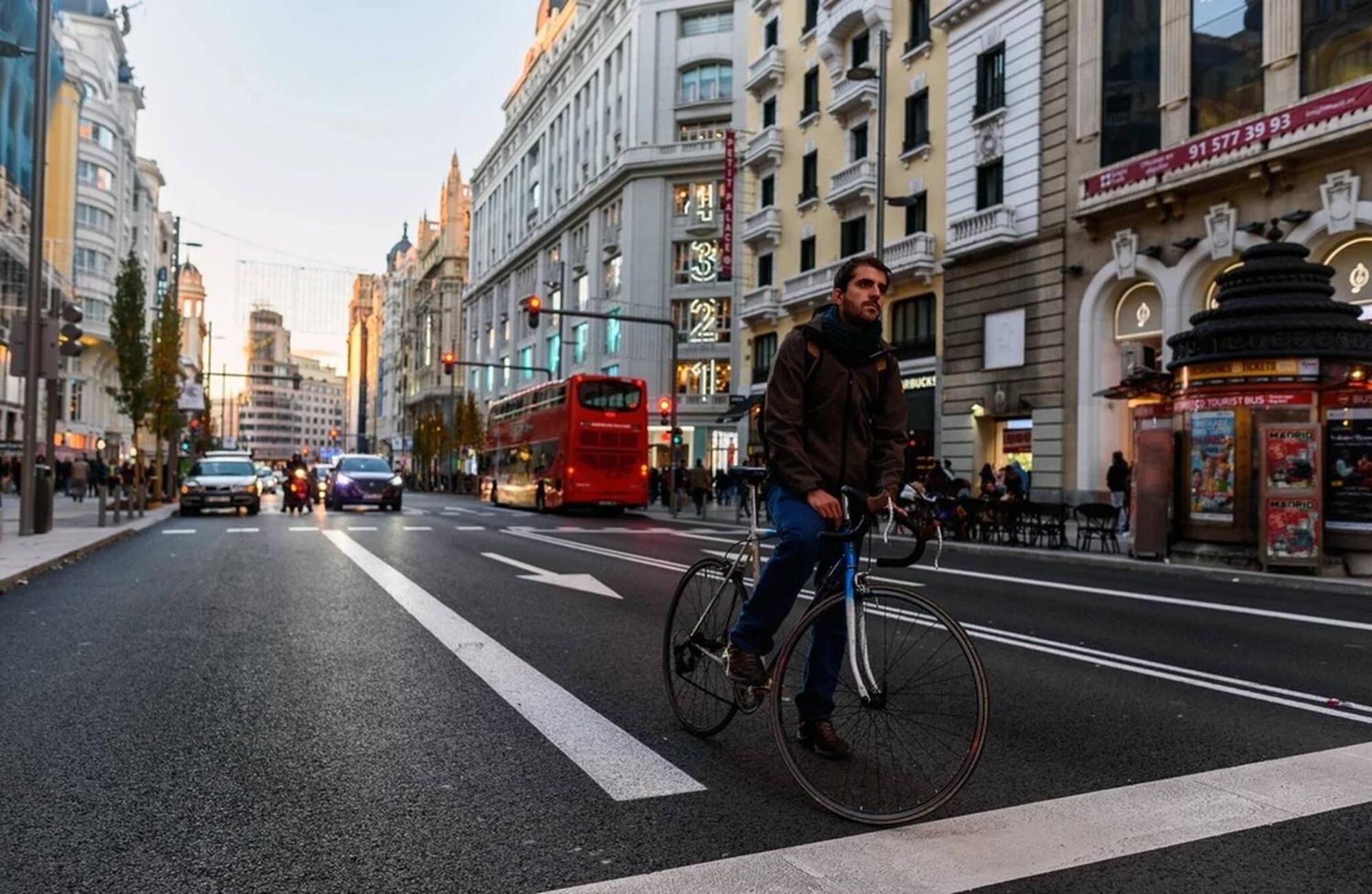 Apartamentos Day Madrid Callao Centro Gran Via Sol Malasana ภายนอก รูปภาพ