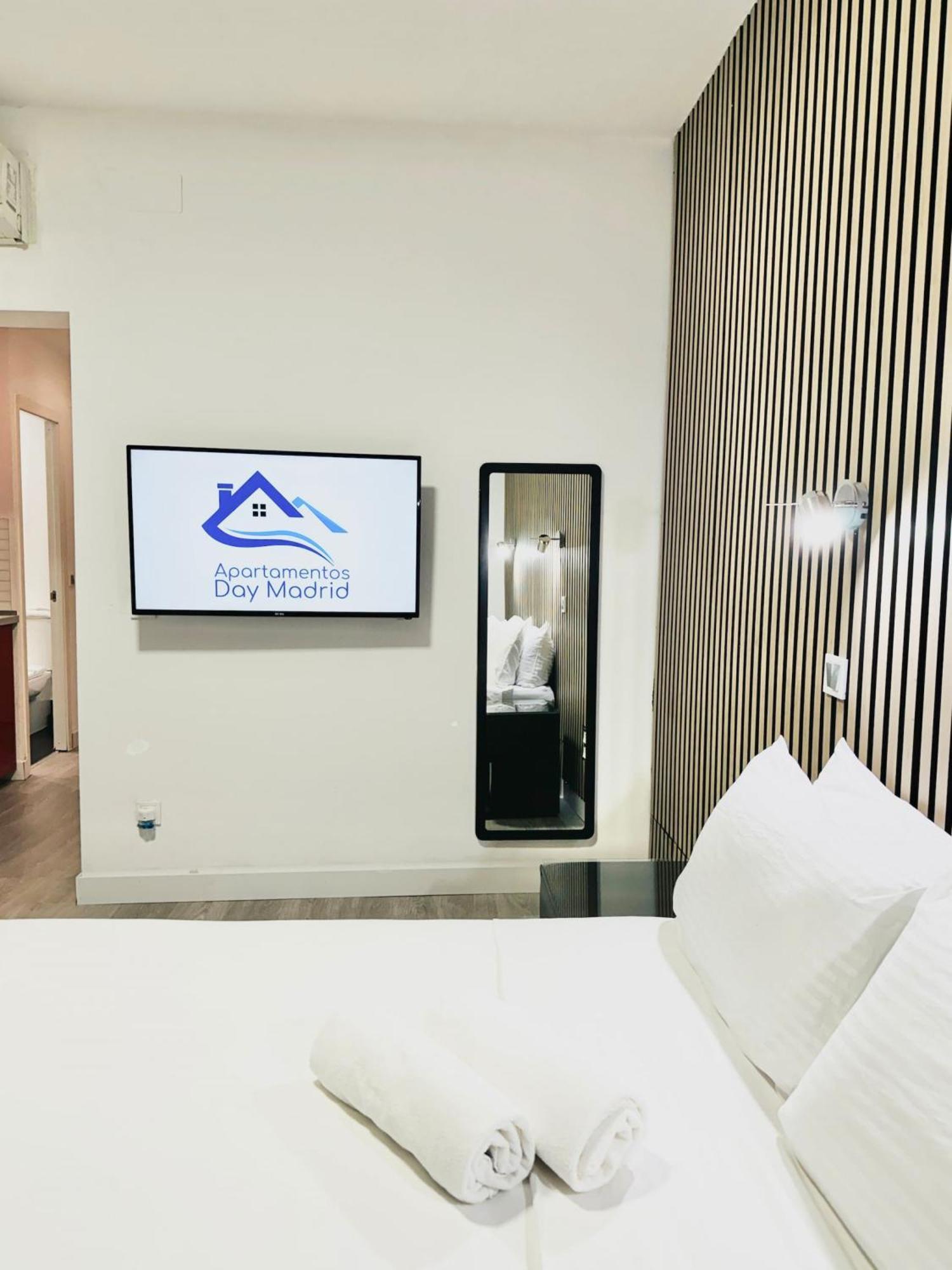 Apartamentos Day Madrid Callao Centro Gran Via Sol Malasana ภายนอก รูปภาพ