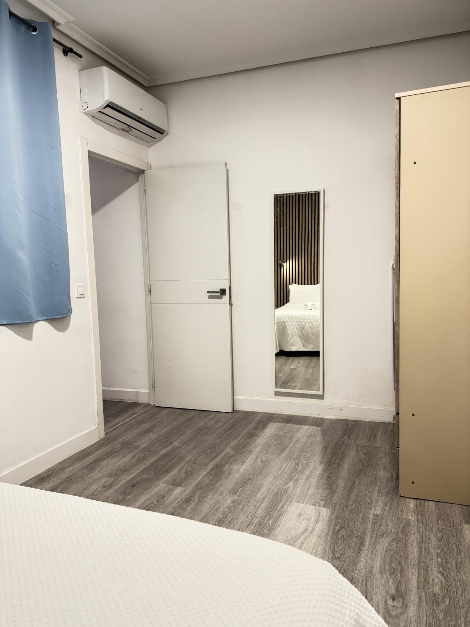 Apartamentos Day Madrid Callao Centro Gran Via Sol Malasana ภายนอก รูปภาพ