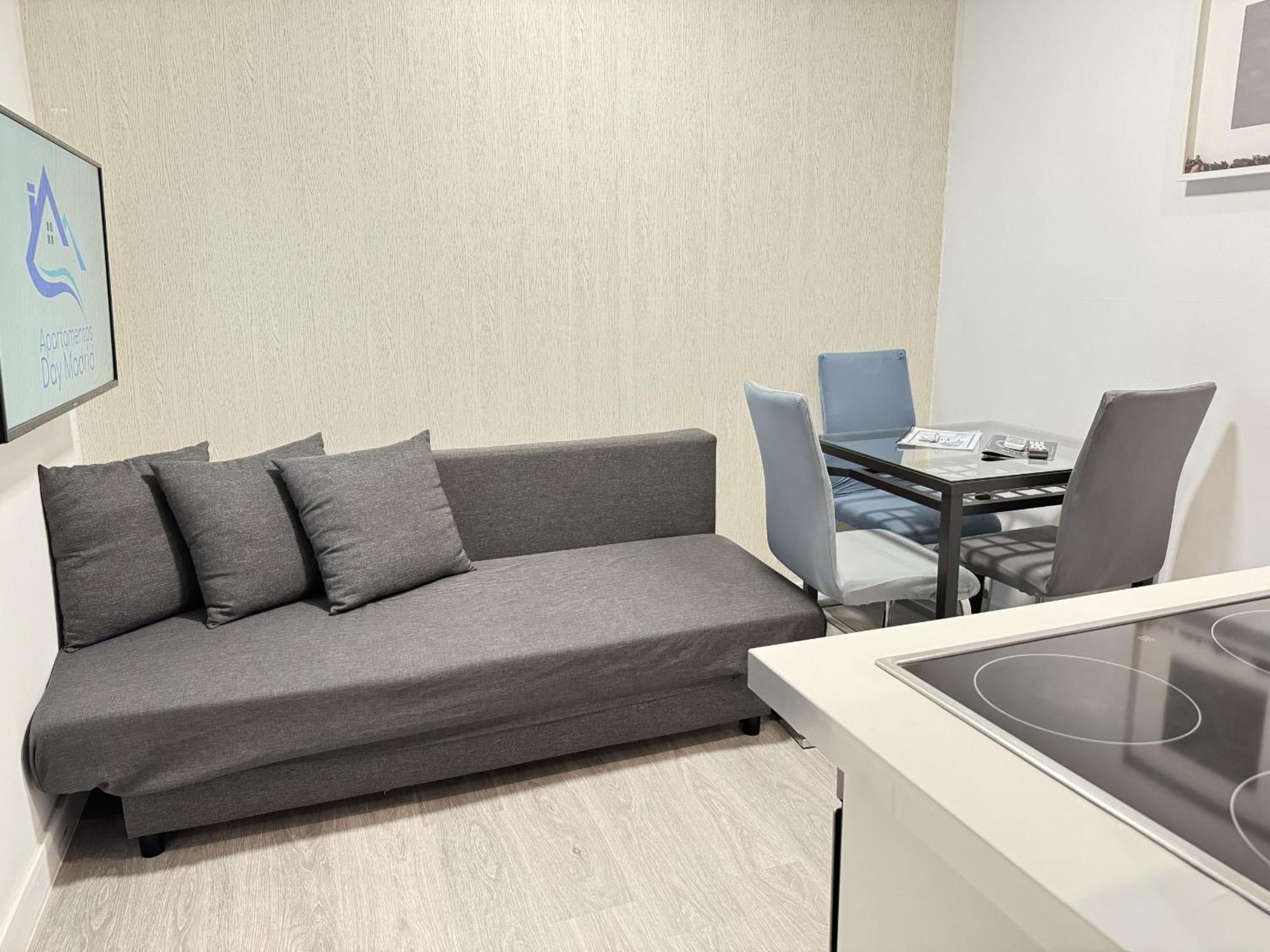 Apartamentos Day Madrid Callao Centro Gran Via Sol Malasana ภายนอก รูปภาพ