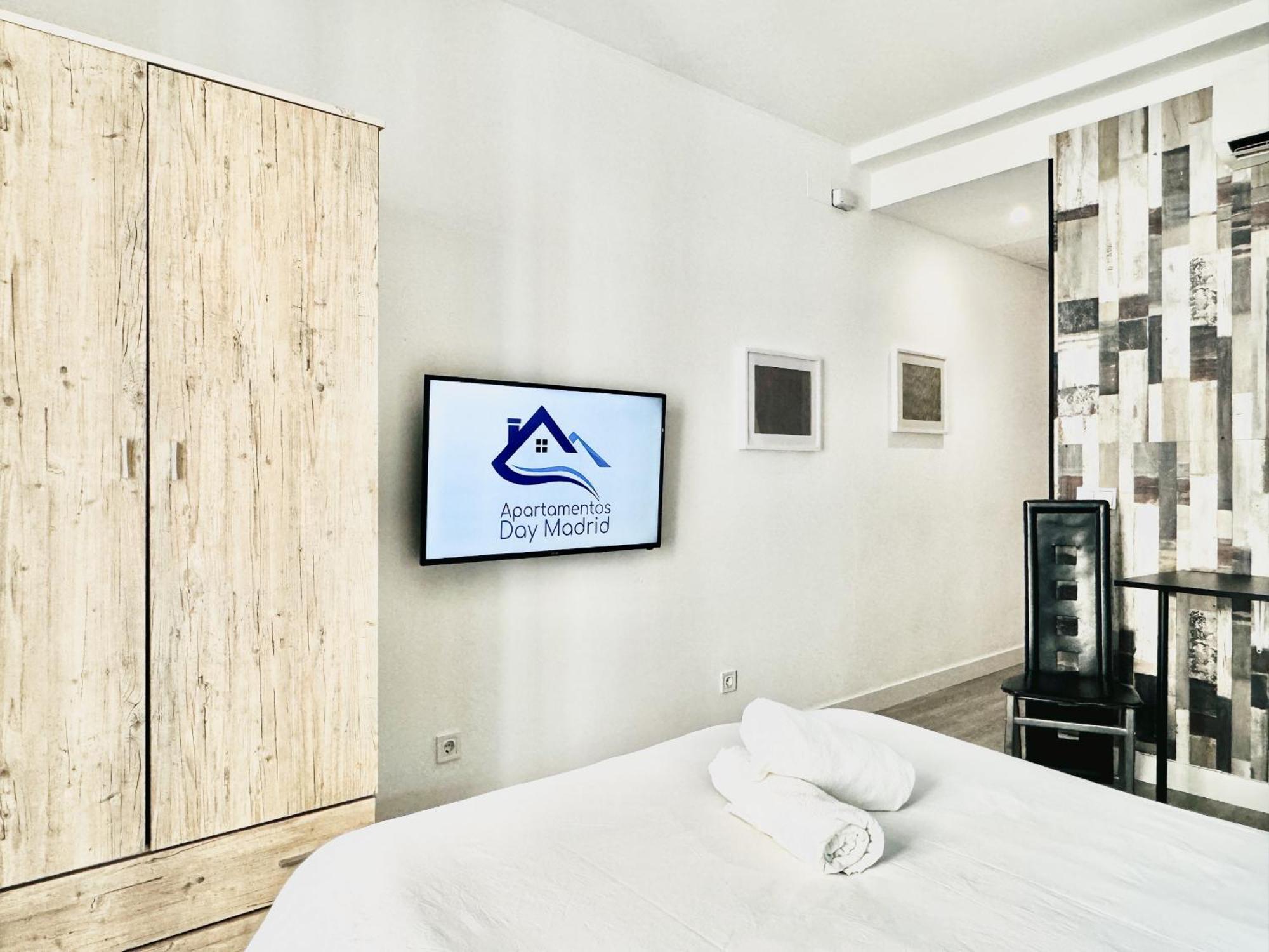 Apartamentos Day Madrid Callao Centro Gran Via Sol Malasana ภายนอก รูปภาพ